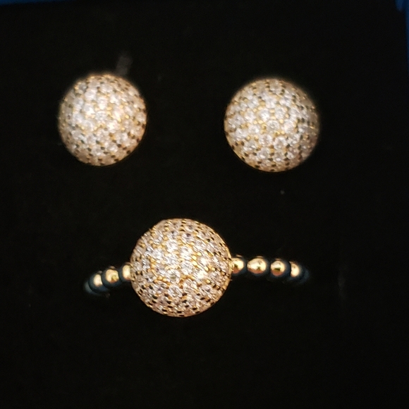 Sz 9, White Cubic Zirconia 18K YG Over 925 Silver Ring & Earrings Set, NWT - Picture 3 of 10